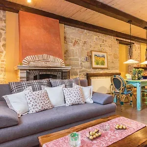 Rustic In With Garden Ferienhaus